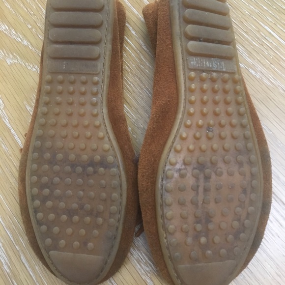 Minnetonka Kilty Moccasin’s - Picture 5 of 8